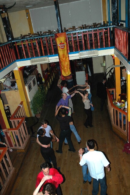 min 2006 05 02 latino 122